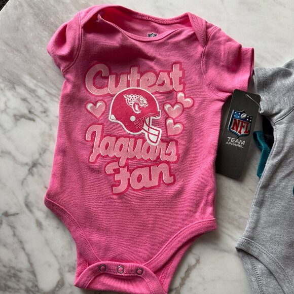 Set of four NWT official NFL Disney Jaguars Months Onesies - Picture 4 of 4